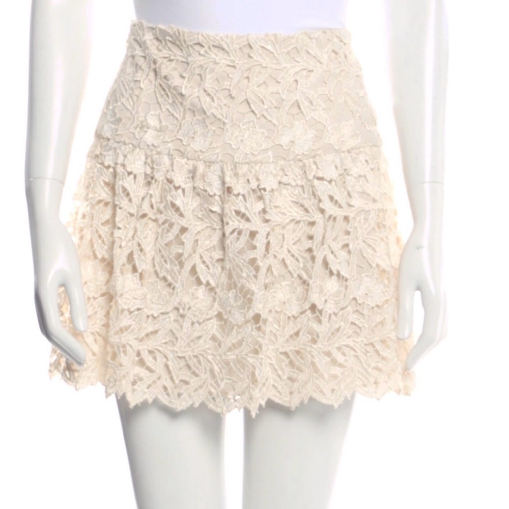 Authentic- Alice + Olivia Cream Lace Mini Skirt